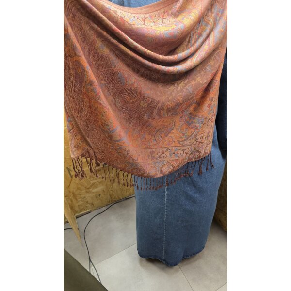 Damenschal im Pashmina-Stil