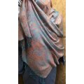 Damenschal im Pashmina-Stil